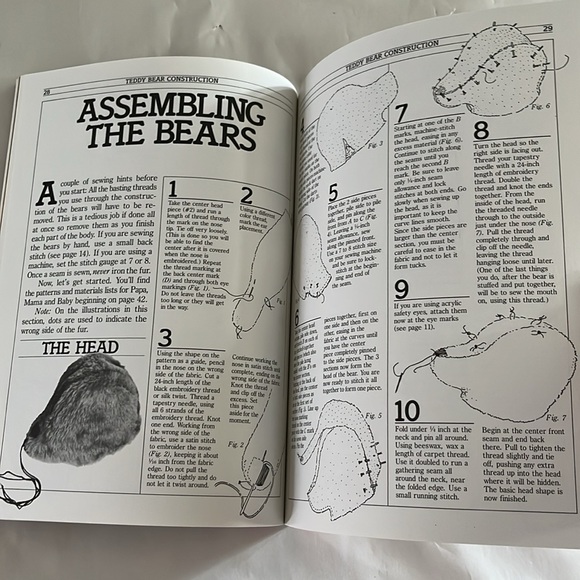 NWT Making Your Own Teddy Bear BOOK 1982 Bialosky Tynes Vintage Patterns Clothes - Picture 12 of 17